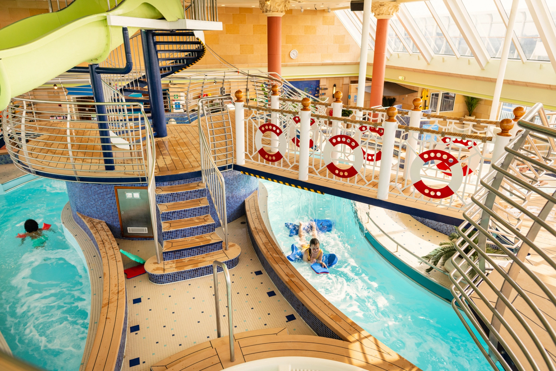 Color_Fantasy_Color_Magic_STG3_barn_familie_CLL_32752_Foto_Arild_Danielsen (1).jpg