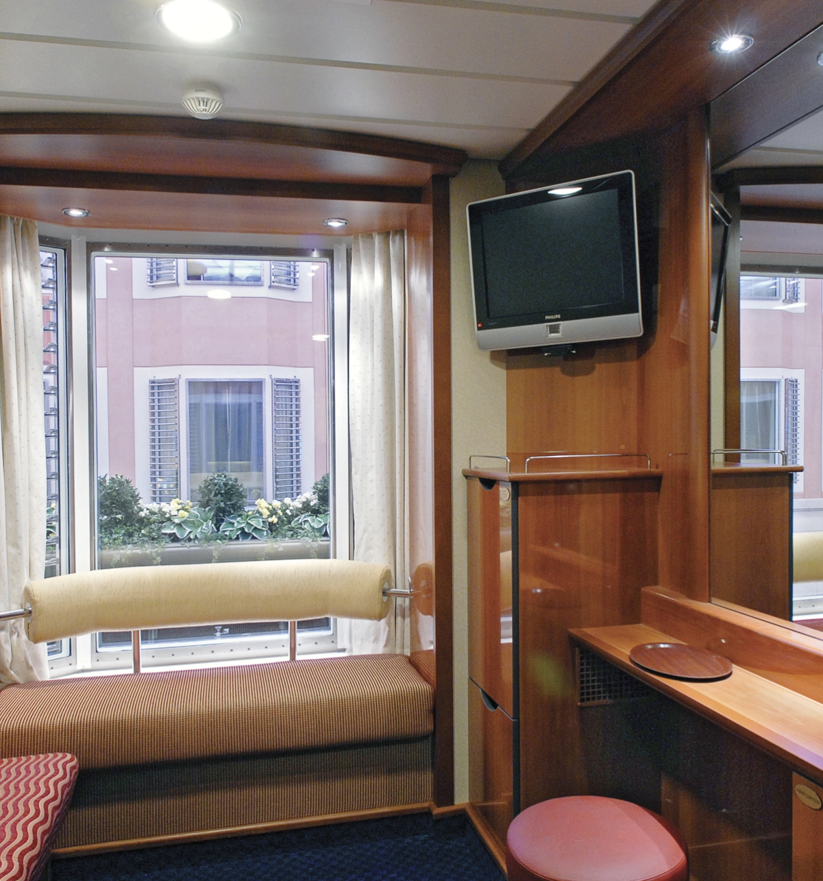 Standardlugar med promenadeutsikt og køyeseng